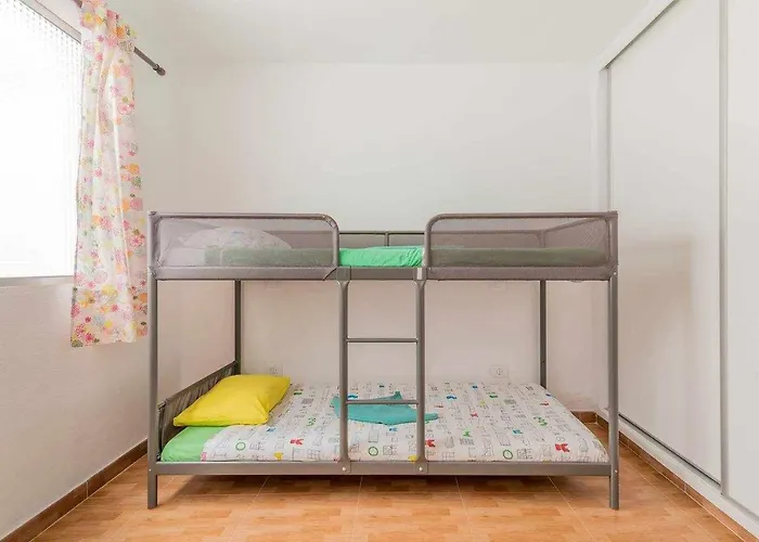 Front line apartment in Taliarte